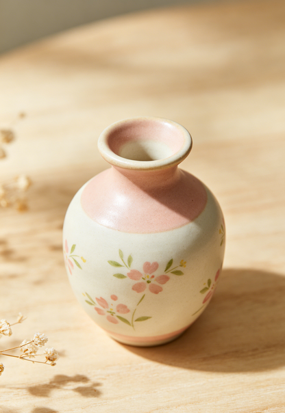 🌸🏺 Hand Drawn Pink Ombre Matte Ceramic Mini Bud Vase
